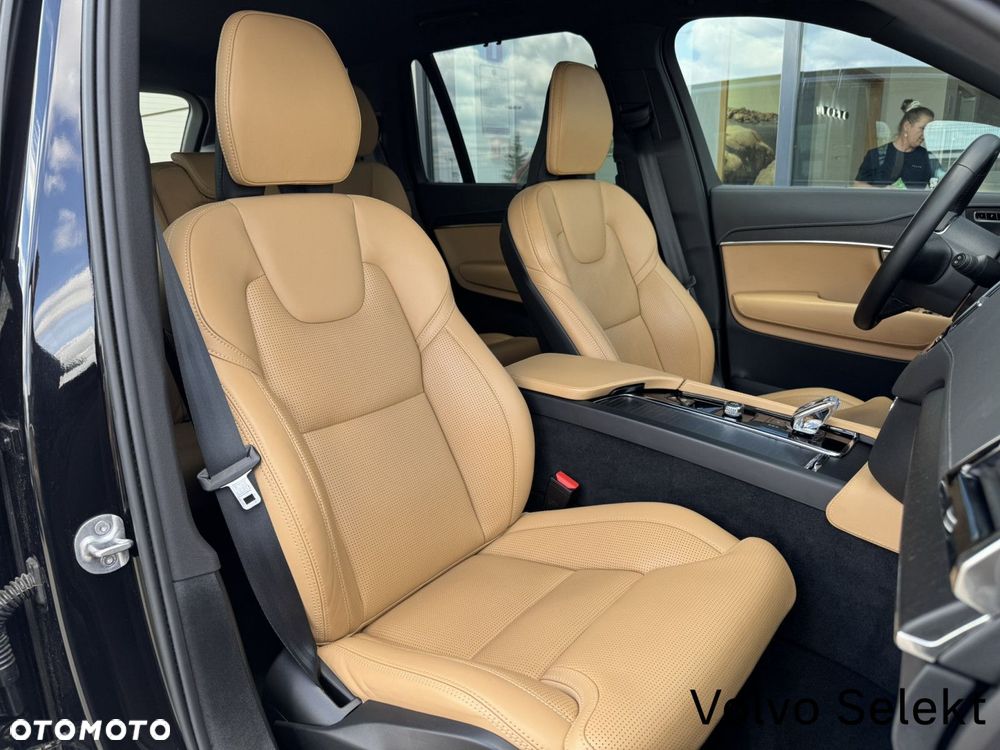 Volvo XC 90 T8 AWD Plug-In Hybrid Plus Dark 7os - 16
