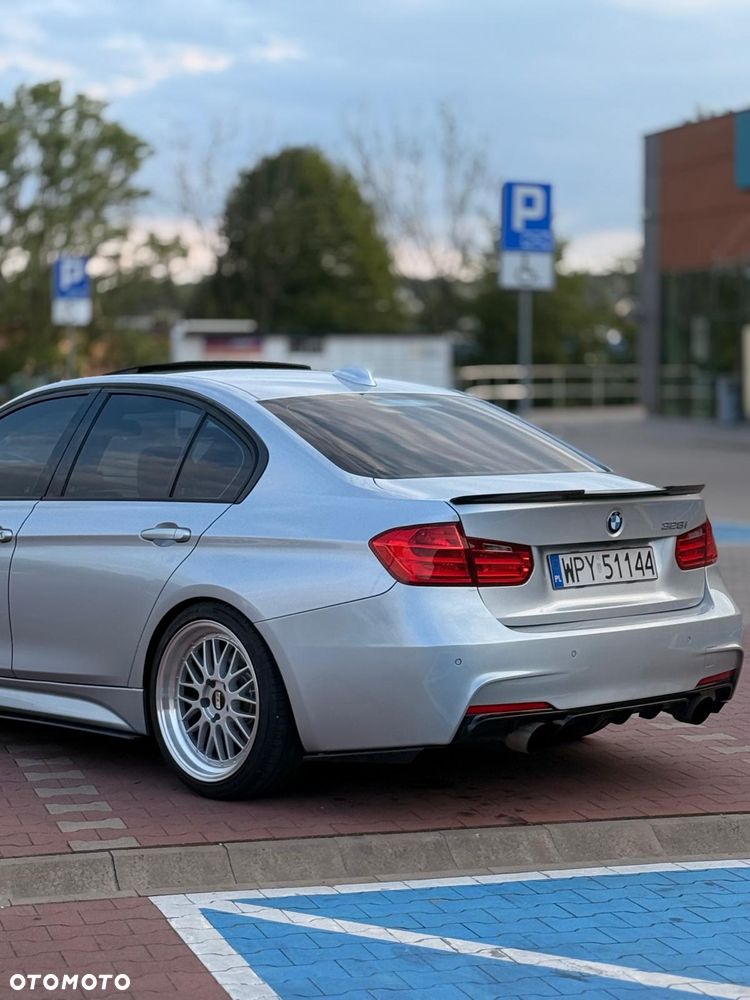 BMW Seria 3 328i Sport Line - 8