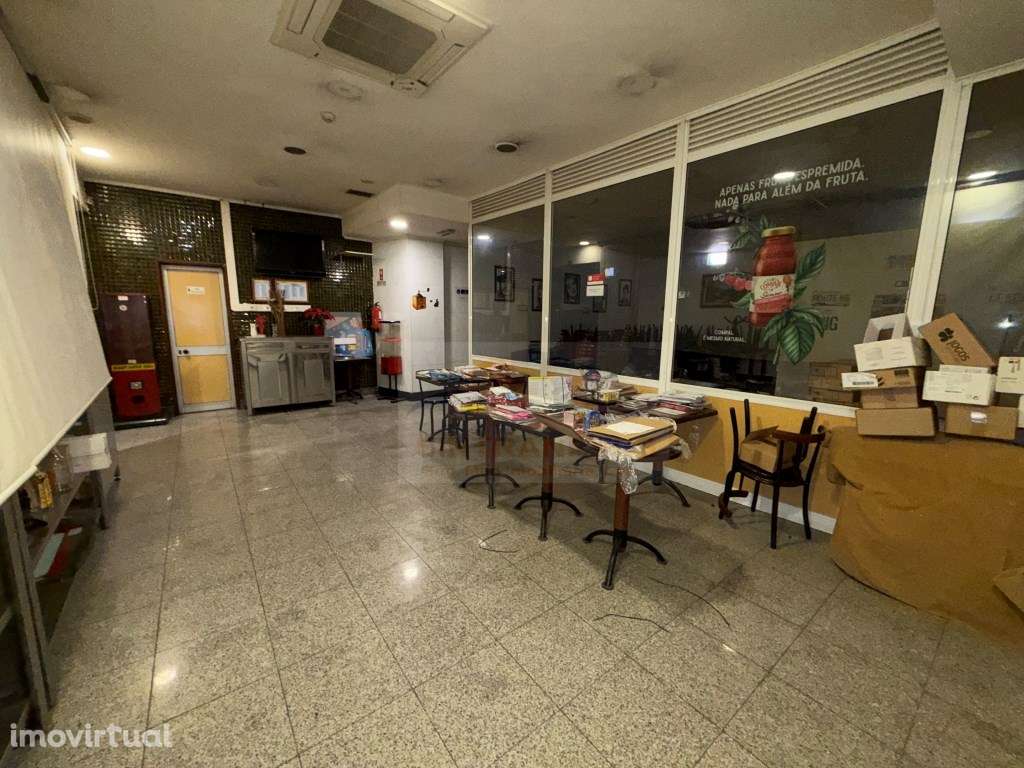 Trespasse de Negócio / Loja com 280 m² - Amadora - Grande imagem: 2/21