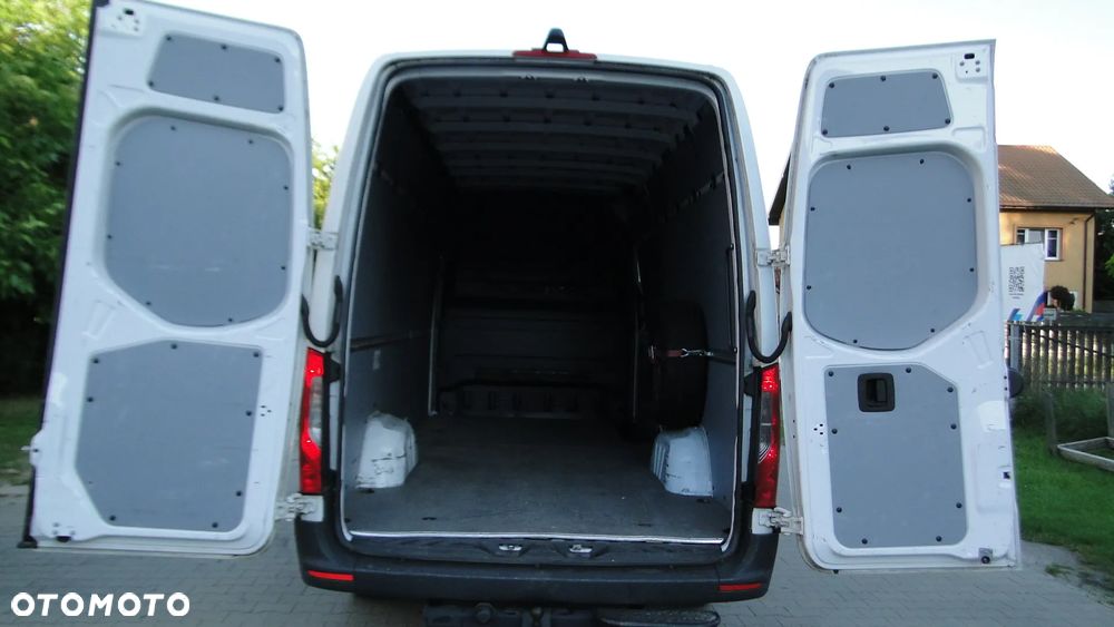 Mercedes-Benz SPRINTER - 10