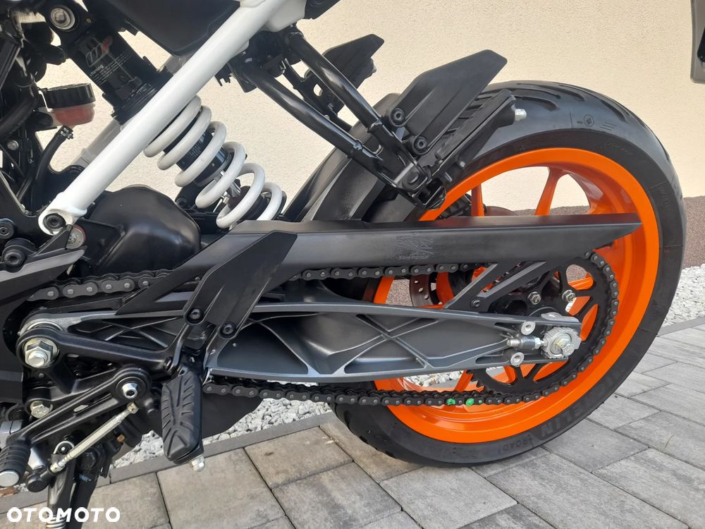KTM Duke 125 - 29