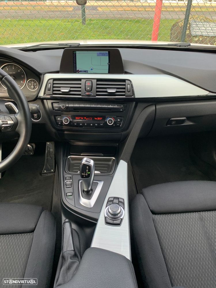 BMW 325 d Pack M Auto - 25