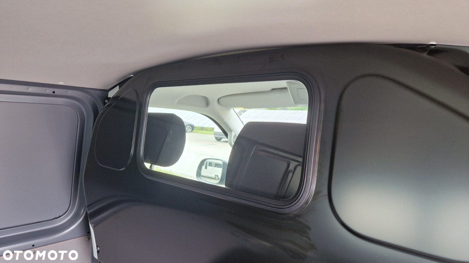 Volkswagen Transporter - 9