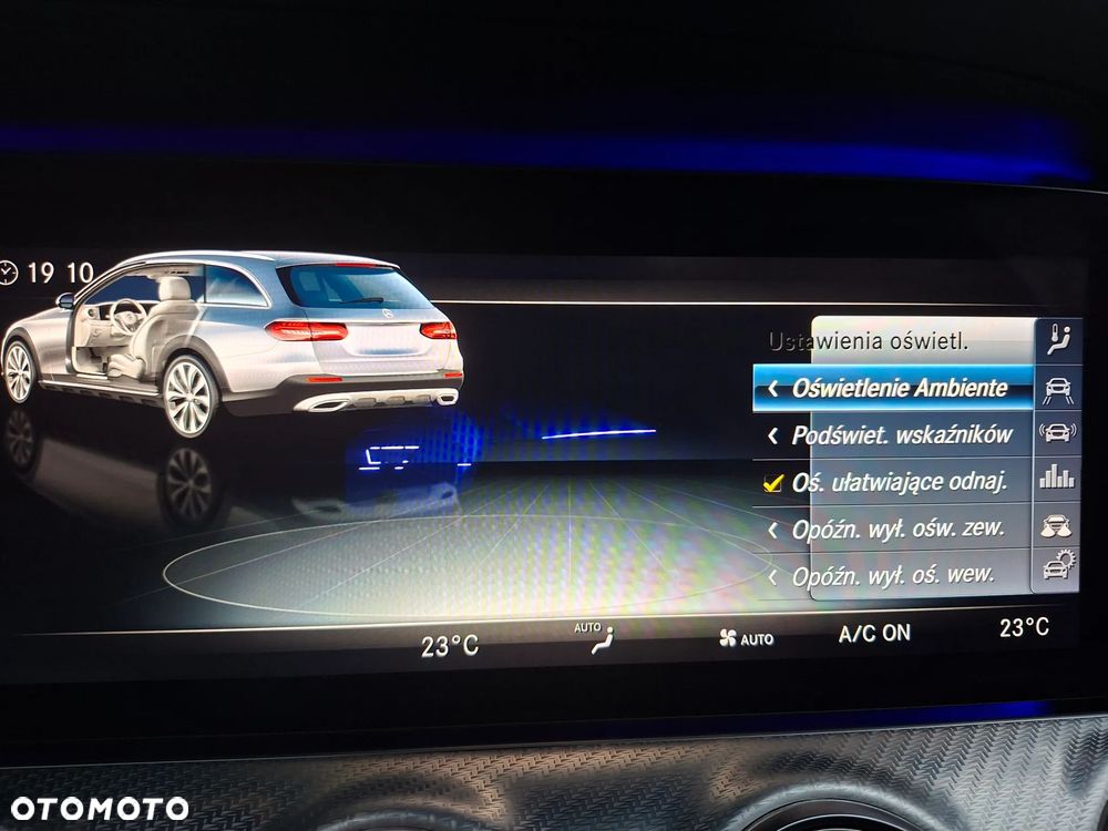 Mercedes-Benz Klasa E 220 d 4-Matic All-Terrain - 26