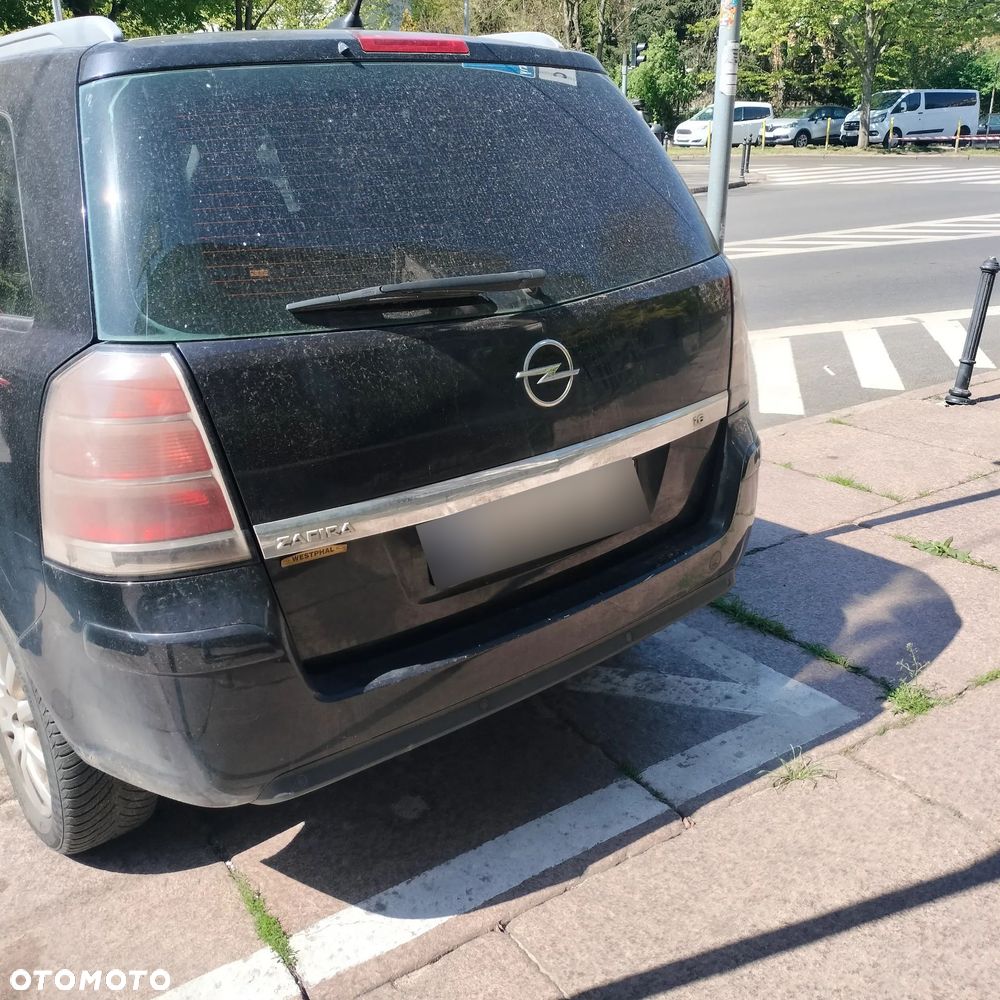 Opel Zafira 1.6 - 2