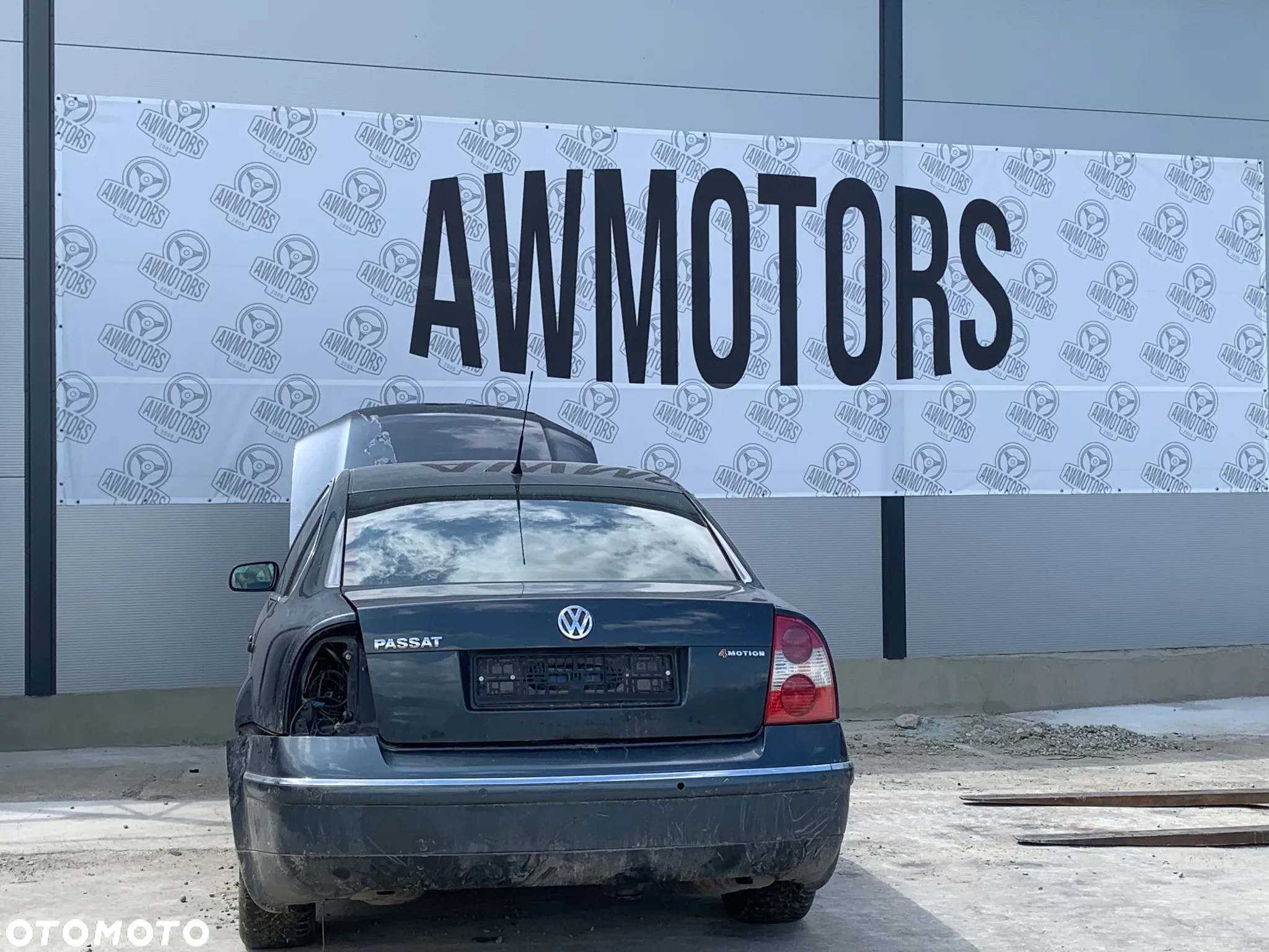 VOLKSWAGEN PASSAT 2001 *SAMOCHÓD NA CZĘŚCI* 1137 MASKA LAMPA DRZWI LUSTERKO ZDERZAK GRILL BŁOTNIK KLAPA BELKA PRAWE LEWE PRZÓD TYŁ - 2