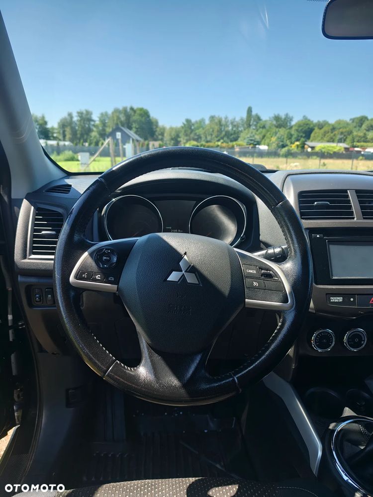 Mitsubishi ASX 1.8 DI-D 2WD Instyle - 12