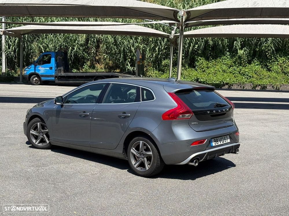 Volvo V40 D2 Momentum - 5