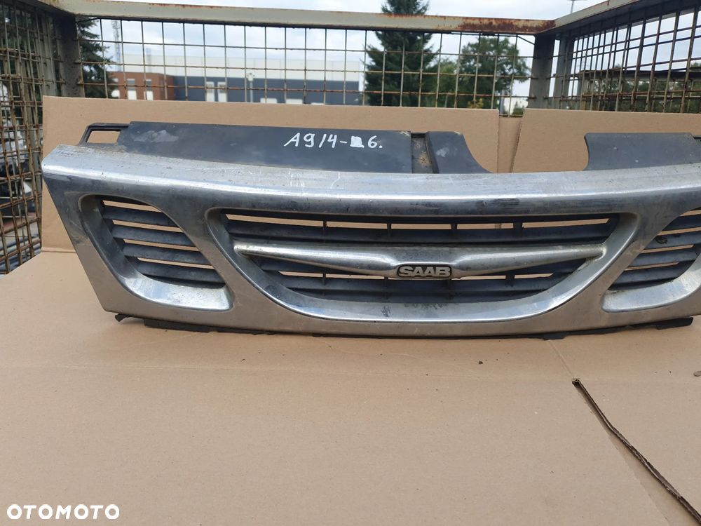 SAAB 9-3 I - GRILL ATRAPA CHROM / 4677894 - 2