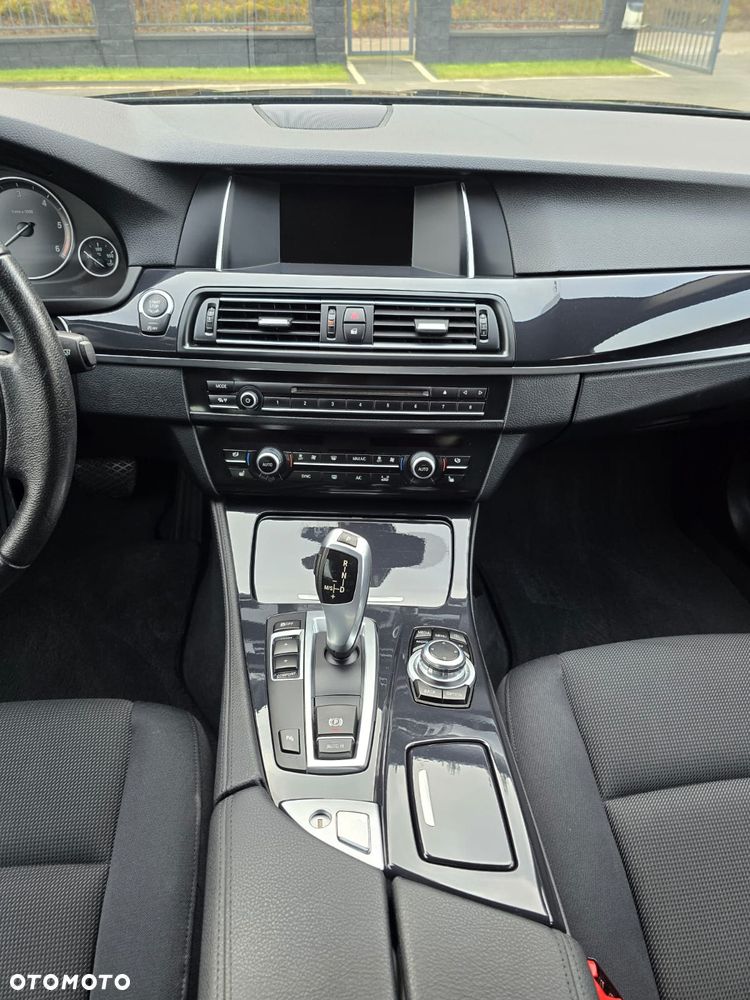 BMW Seria 5 520d - 11