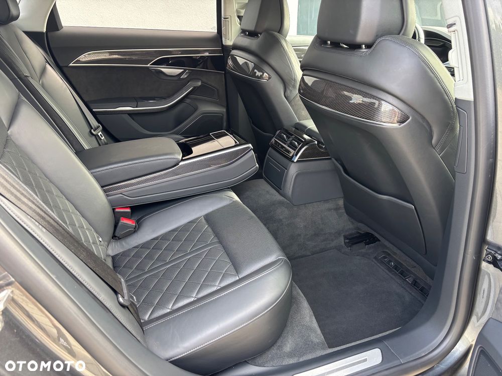 Audi S8 TFSI mHEV Quattro Tiptr - 35