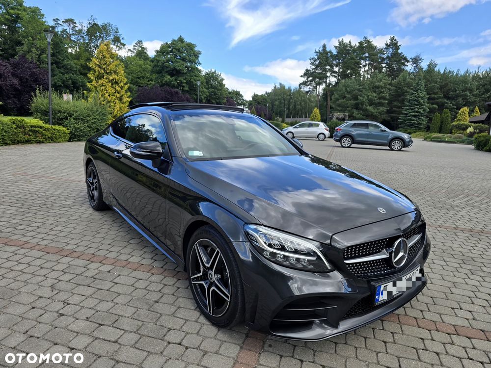 Mercedes-Benz Klasa C 300 4MATIC 9G-TRONIC - 38