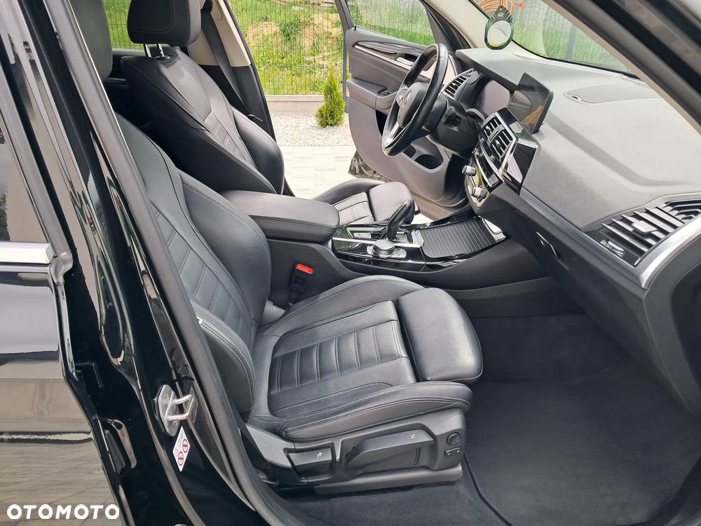 BMW X3 sDrive18d - 19