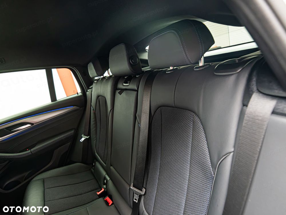 BMW X4 xDrive20d - 24