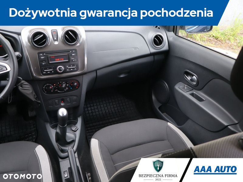 Dacia Sandero - 10