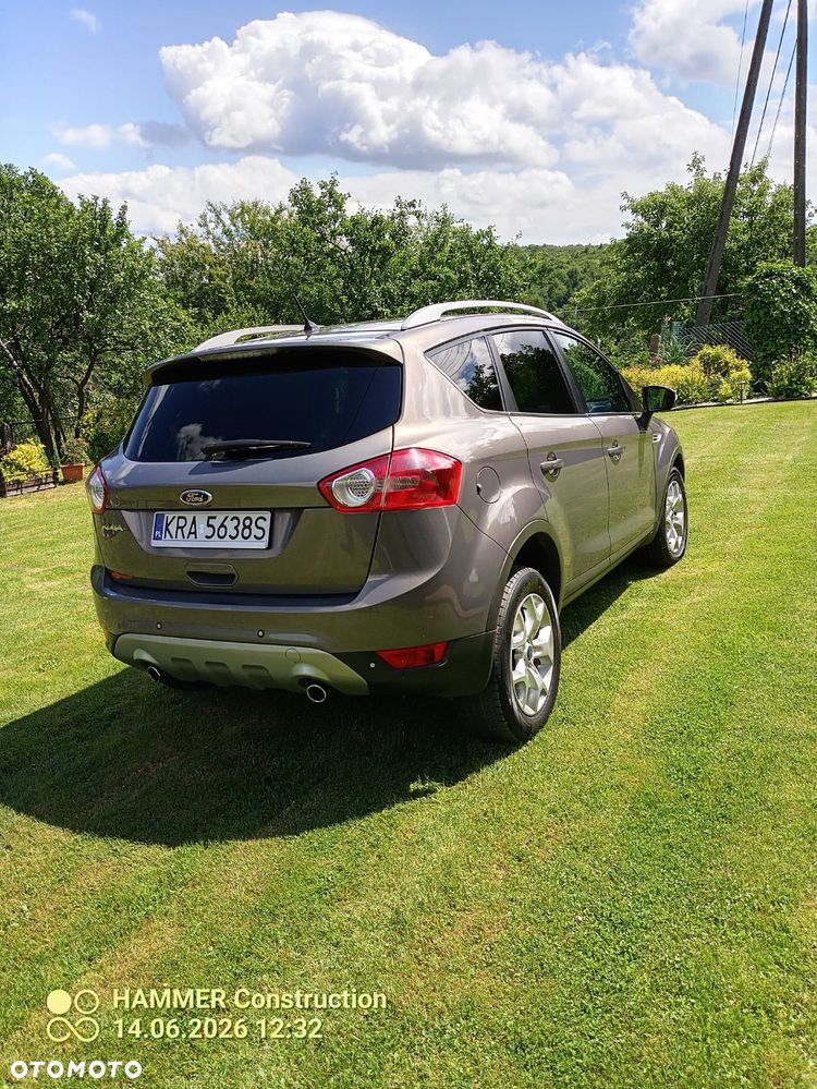 Ford Kuga 2.0 TDCi 4x4 Titanium - 4