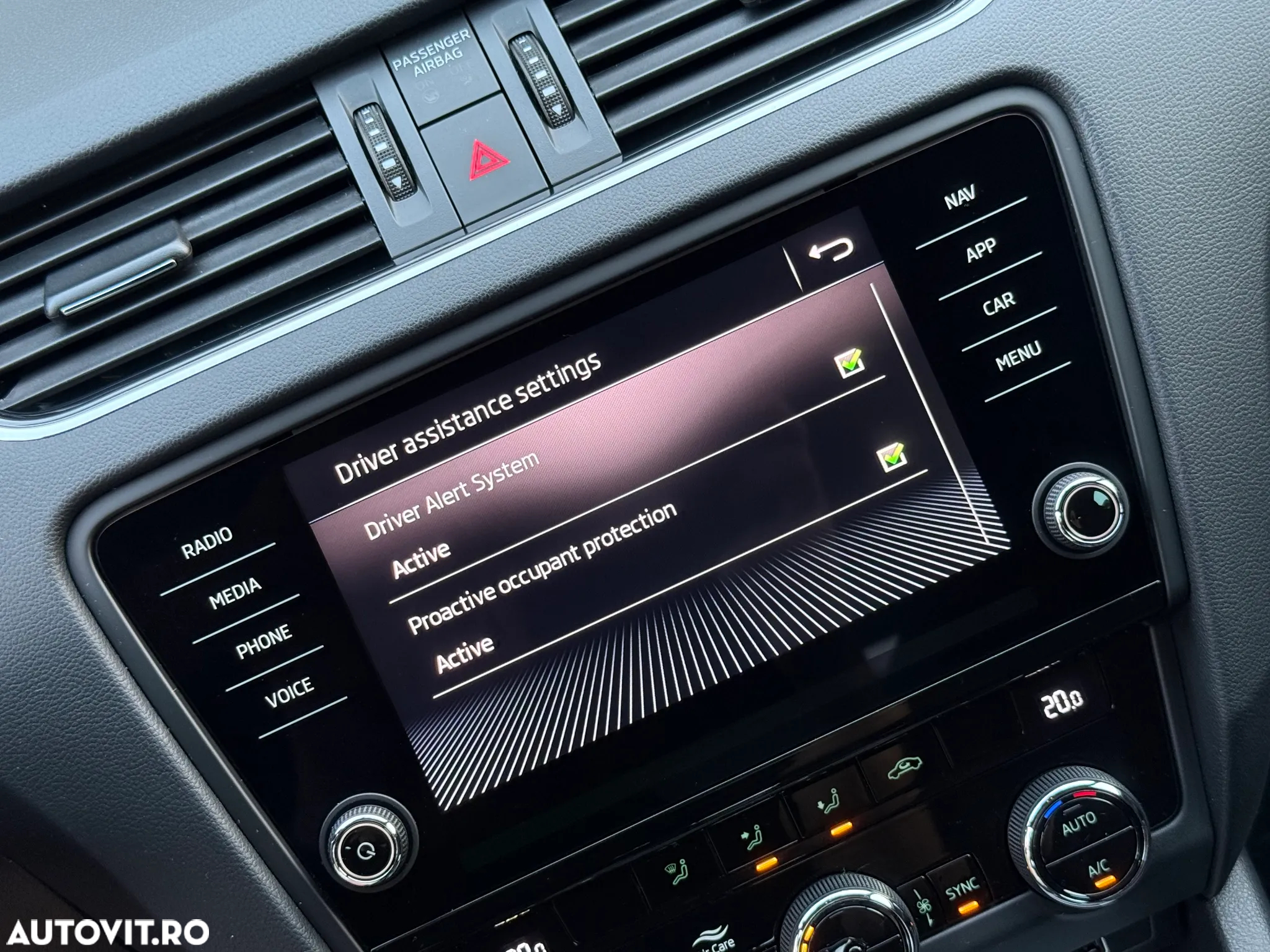 Skoda Octavia - 30