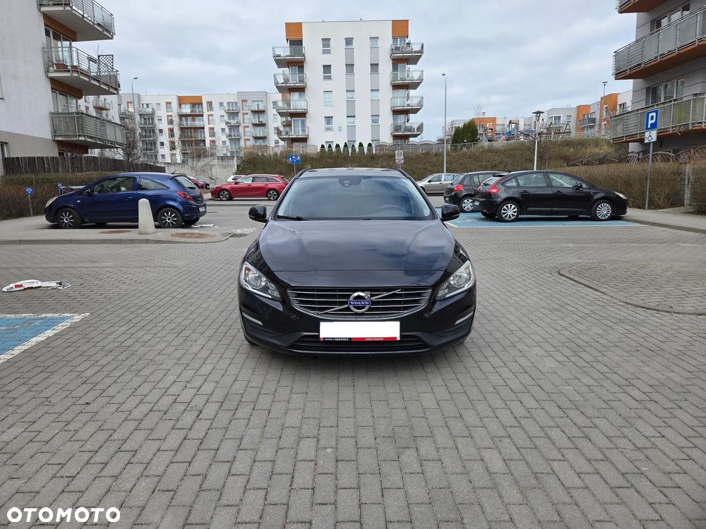 Volvo V60 D2 Kinetic - 2