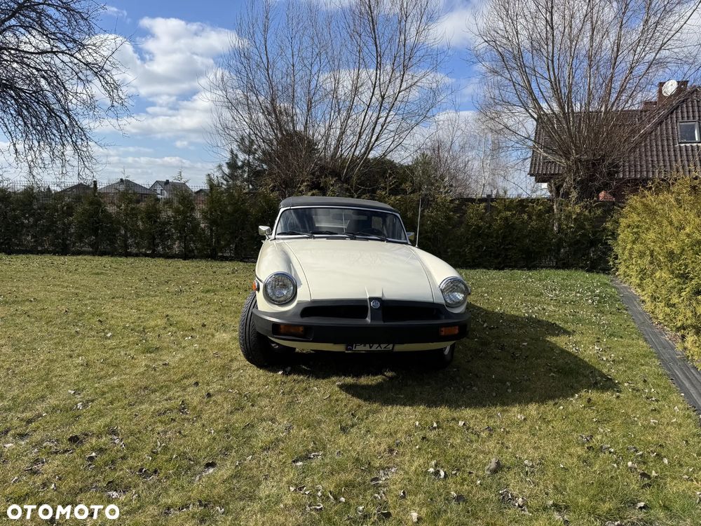 MG MGB - 30