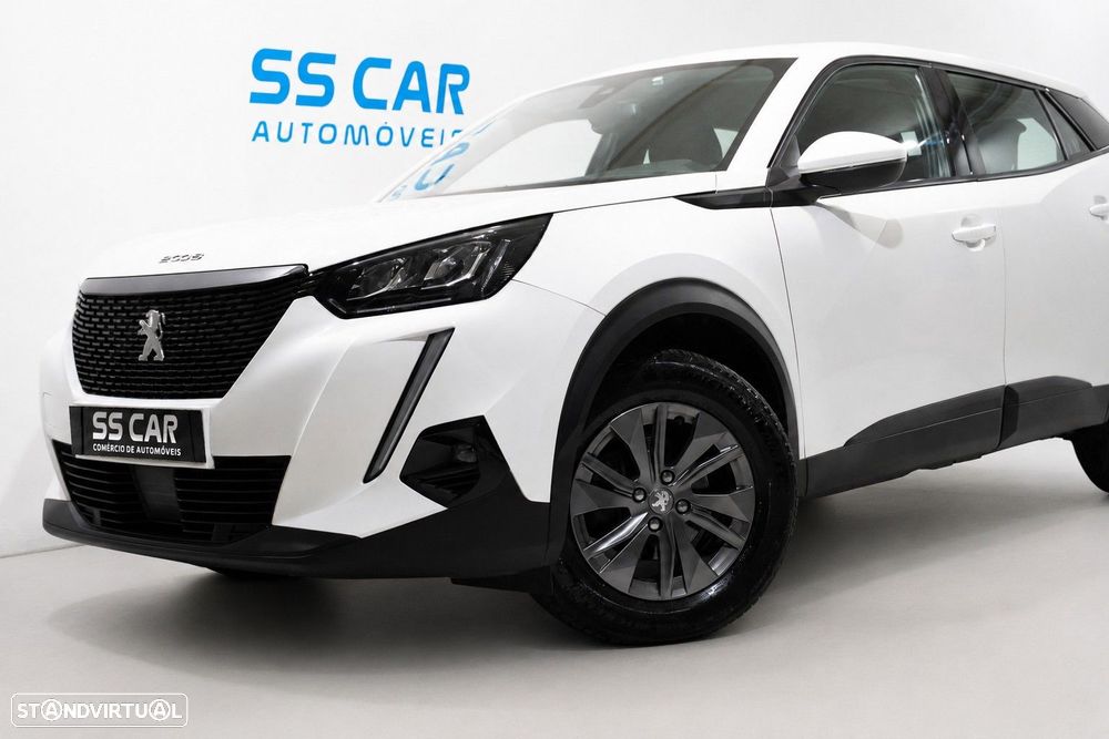 Peugeot 2008 1.2 PureTech Active EAT8 - 3