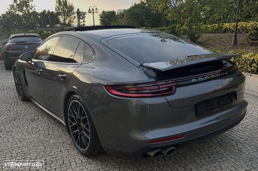Porsche Panamera 4 S - 8