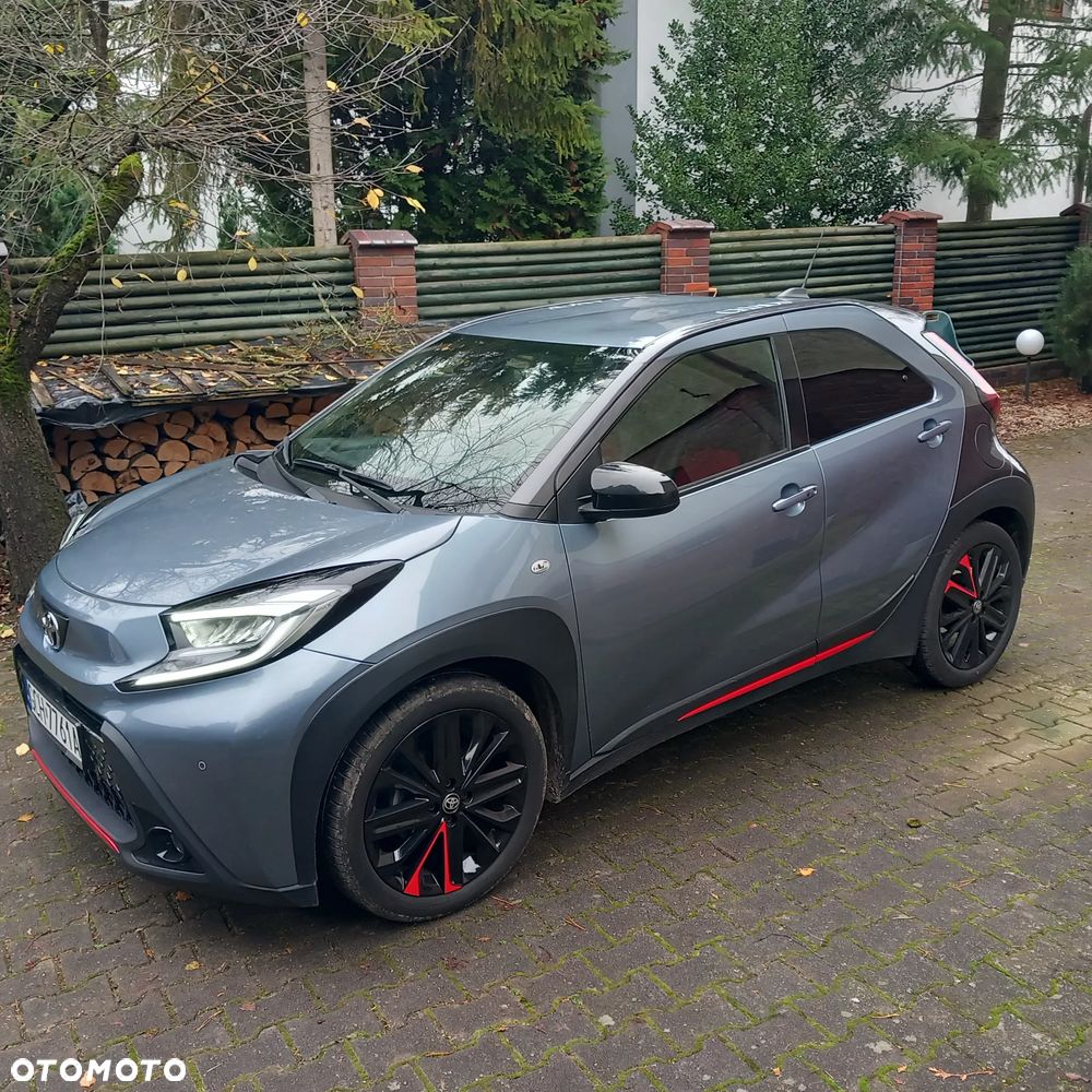 Toyota Aygo X 1.0 VVT-i Undercover - 3