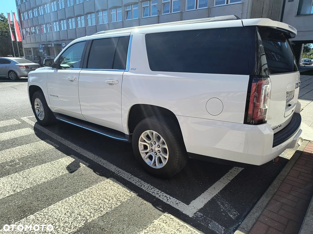 GMC Yukon - 5