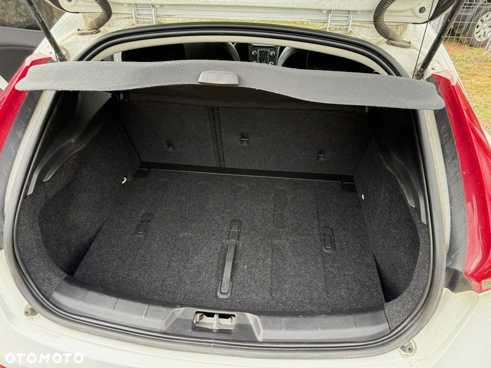Volvo V40 - 18