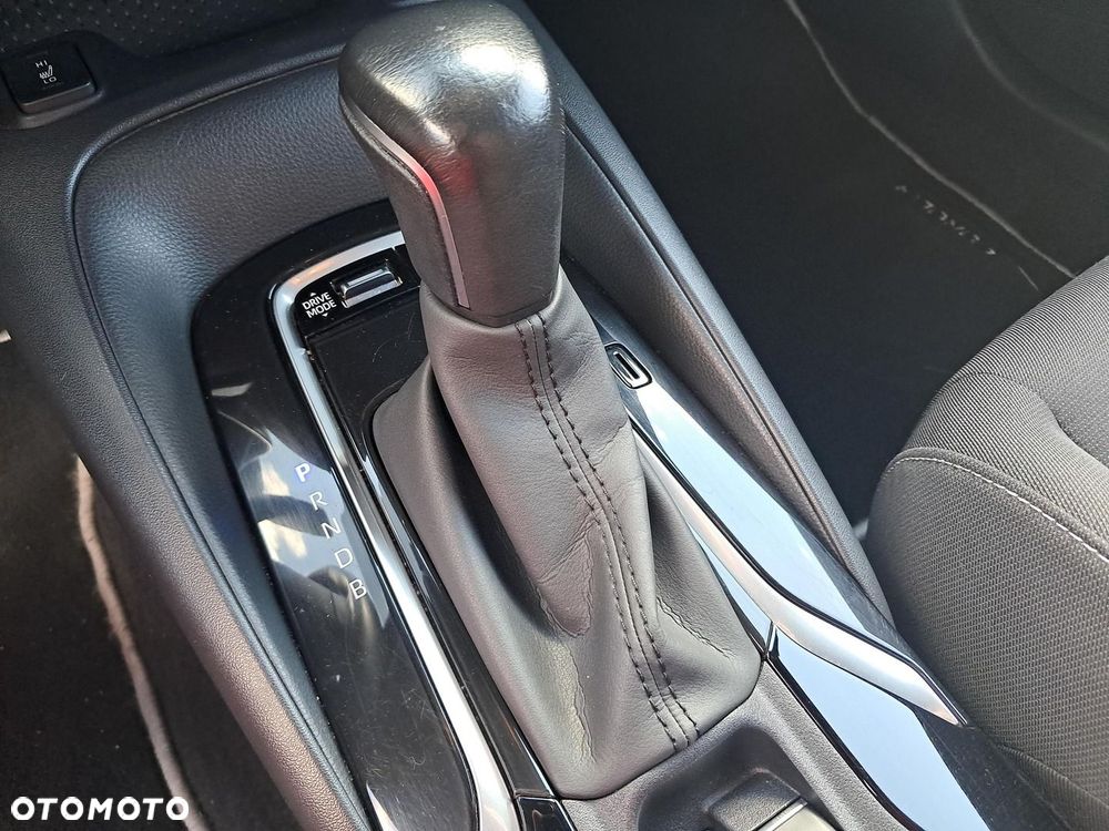 Toyota Corolla 1.8 Hybrid Comfort - 22