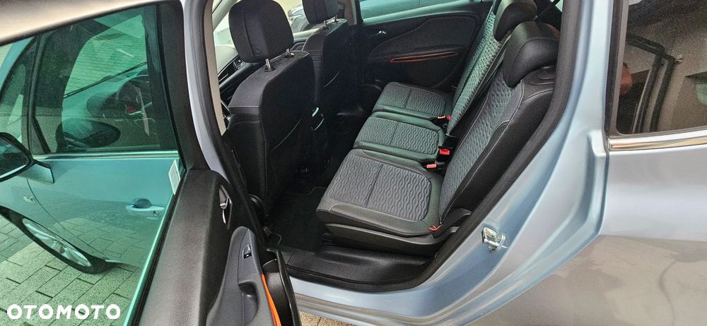 Opel Zafira - 7