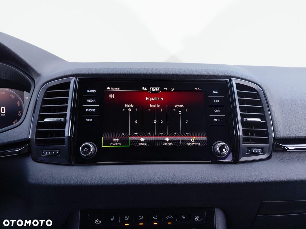 Skoda Karoq 1.5 TSI ACT Sportline DSG - 31