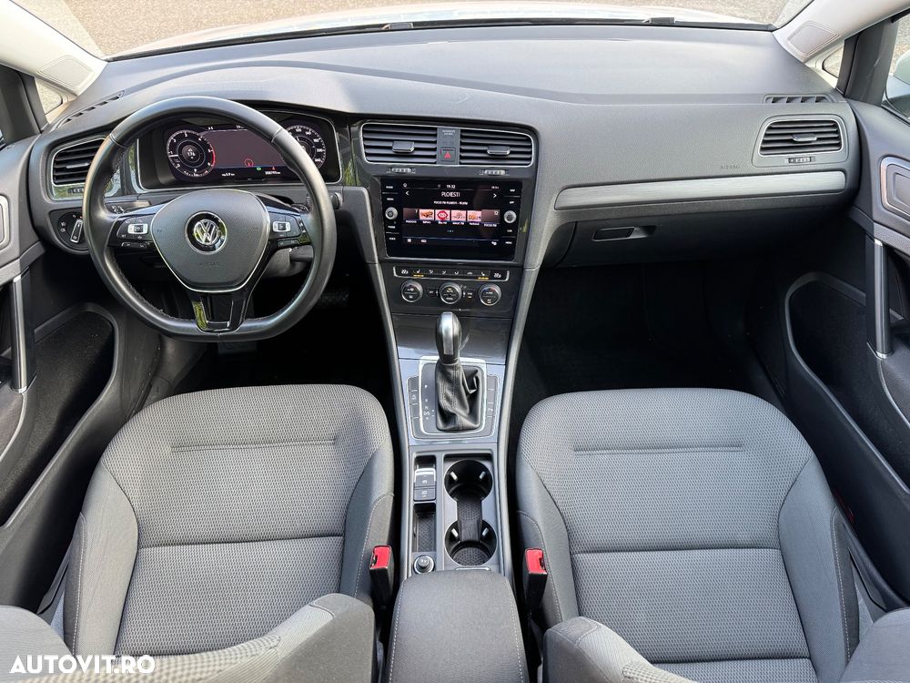Volkswagen Golf 2.0 TDI SCR DSG Comfortline - 25