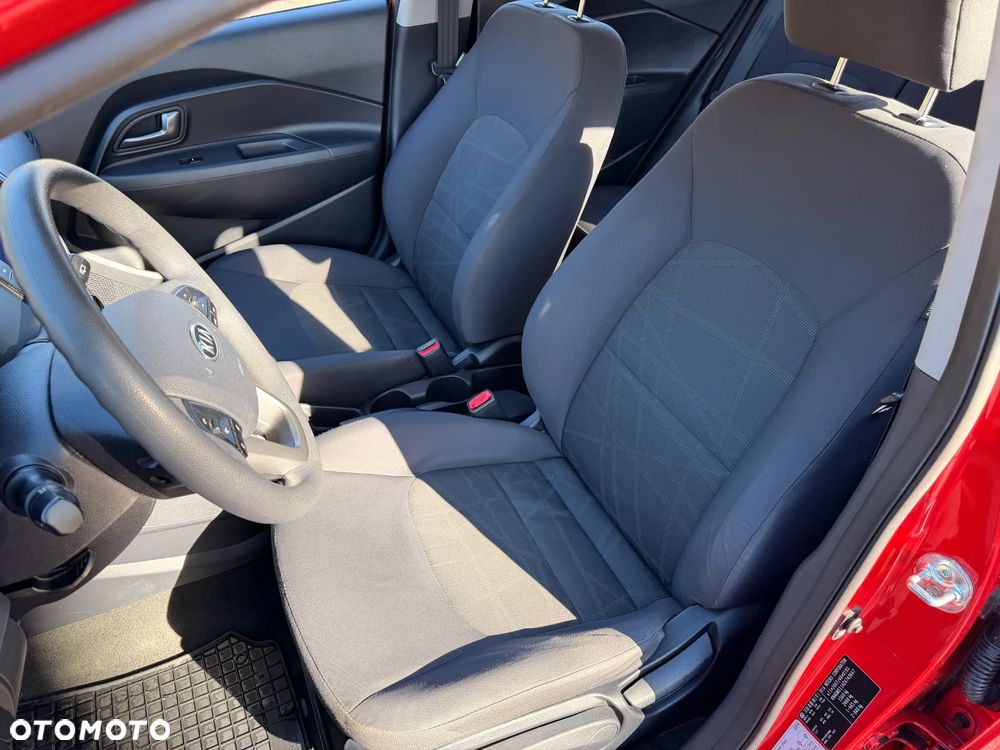 Kia Rio - 16