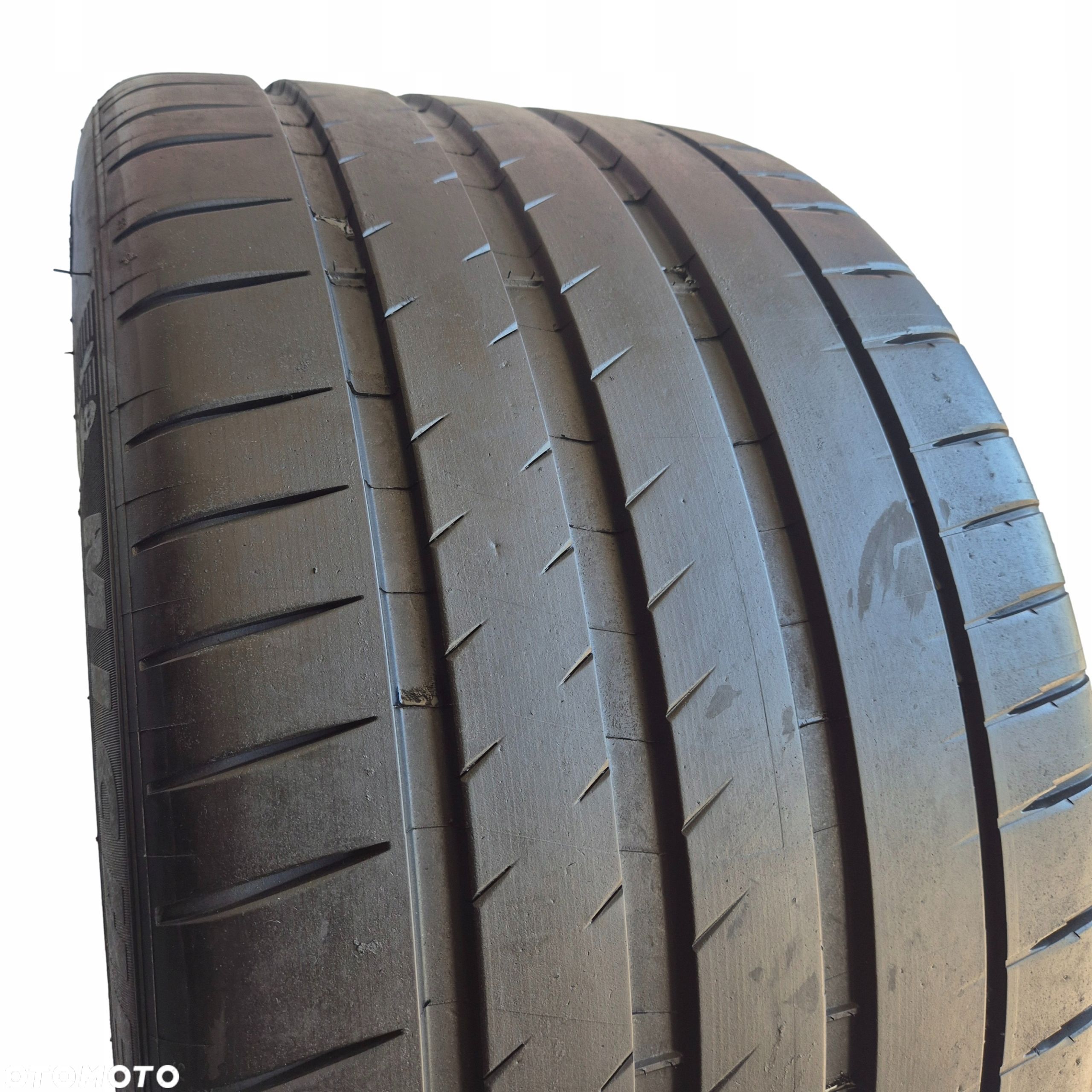 Michelin pilot sport 4S 325/30 R21 108Y 8mm 2023 - 1