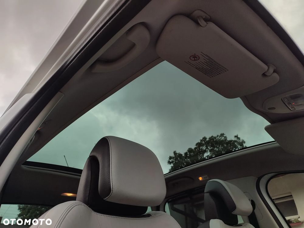 Peugeot 3008 HDi FAP 150 Roland Garros - 25