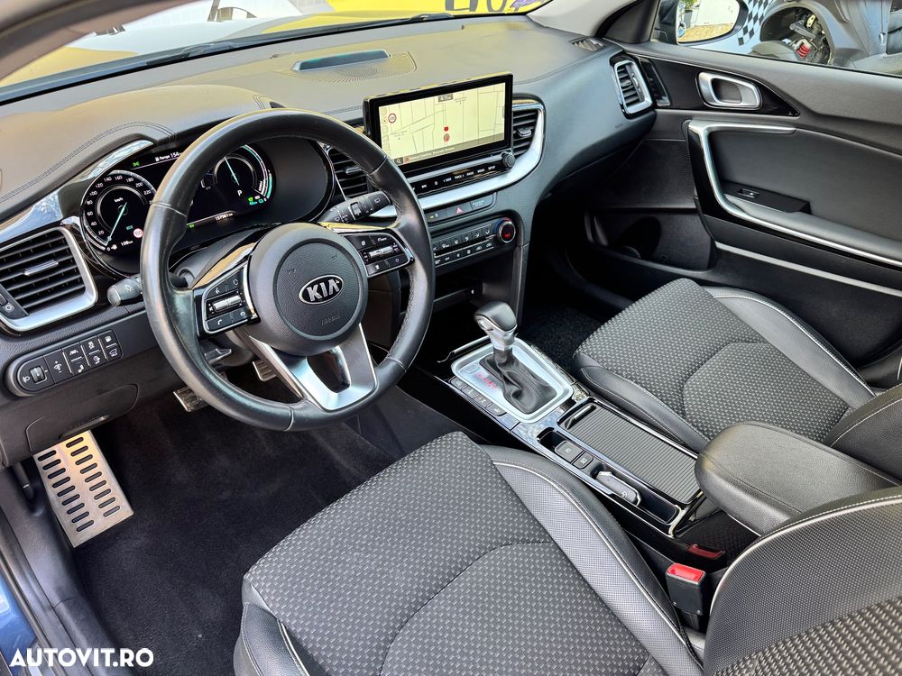 Kia XCeed 1.6 GDI DCT6 OPF Plug-in-Hybrid PLATINUM - 2