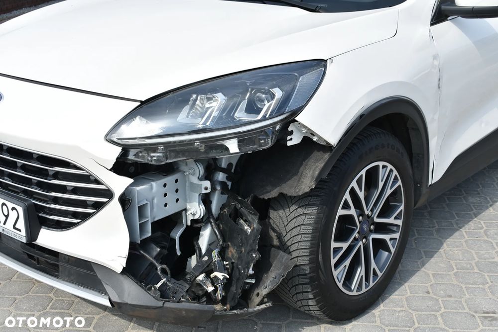 Ford Kuga 1.5 EcoBoost FWD Titanium - 3