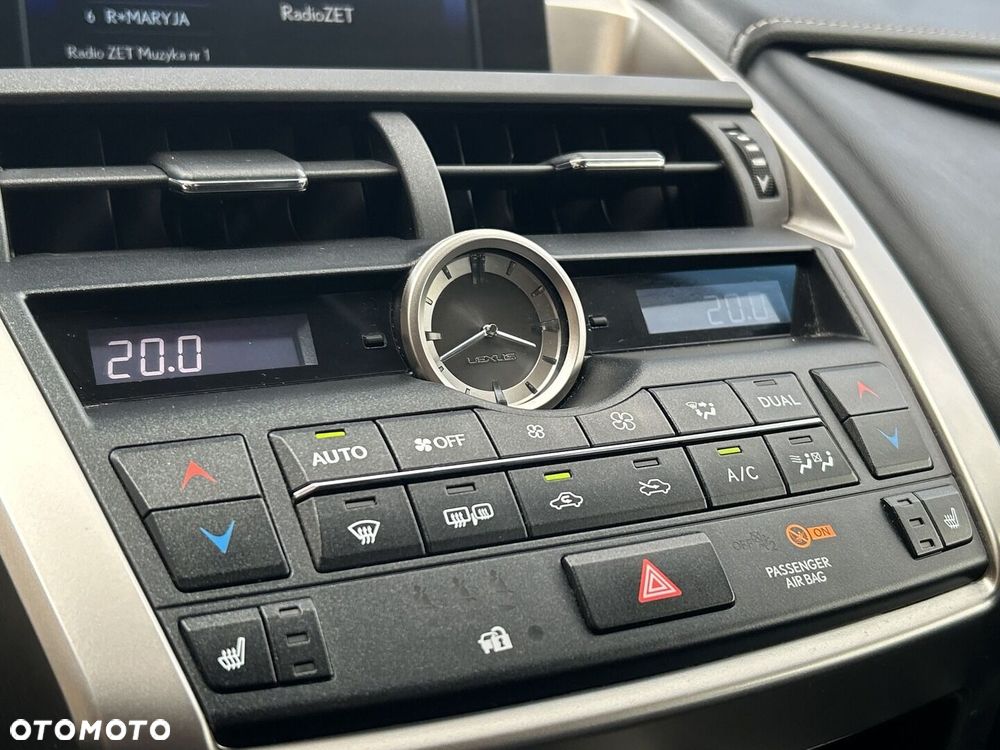 Lexus NX 300h Comfort AWD - 21