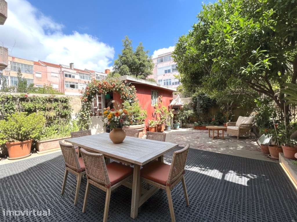 T2+1 com terraço e árvores de frutos, 167m2, Amadora - Grande imagem: 2/19
