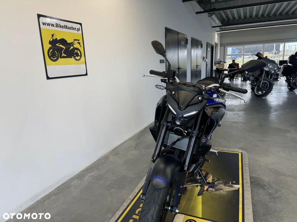 Yamaha MT - 32