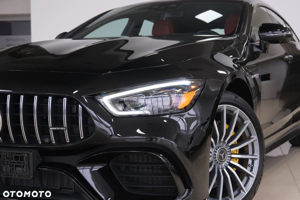 Mercedes-Benz AMG GT 63 4Matic+ Speedshift MCT 9G - 12