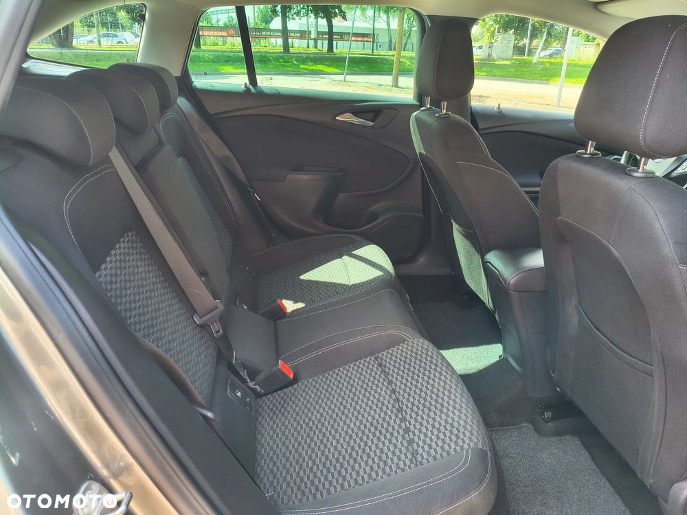 Opel Astra - 15