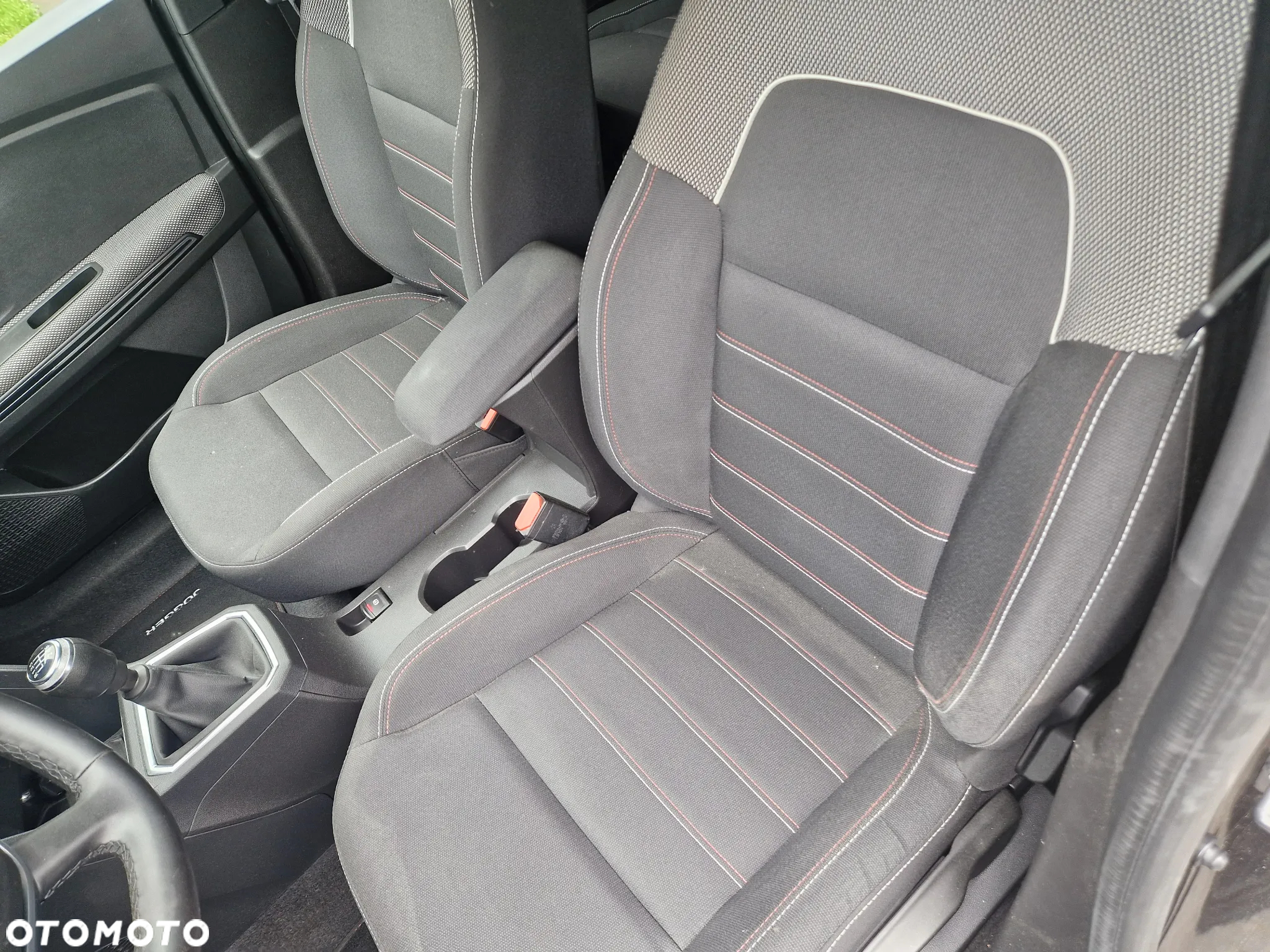 Dacia Jogger TCe 110 Extreme+ - 11