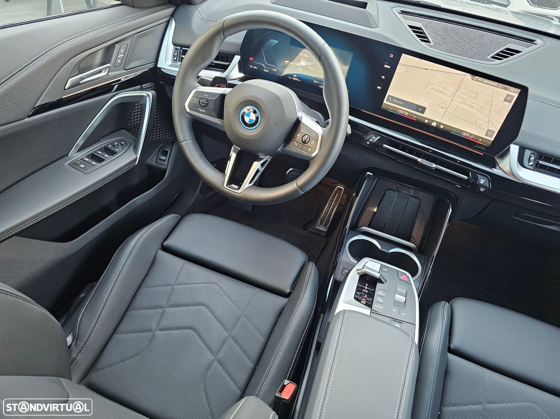 BMW iX2 eDrive20 Pack Desportivo M Pro - 29