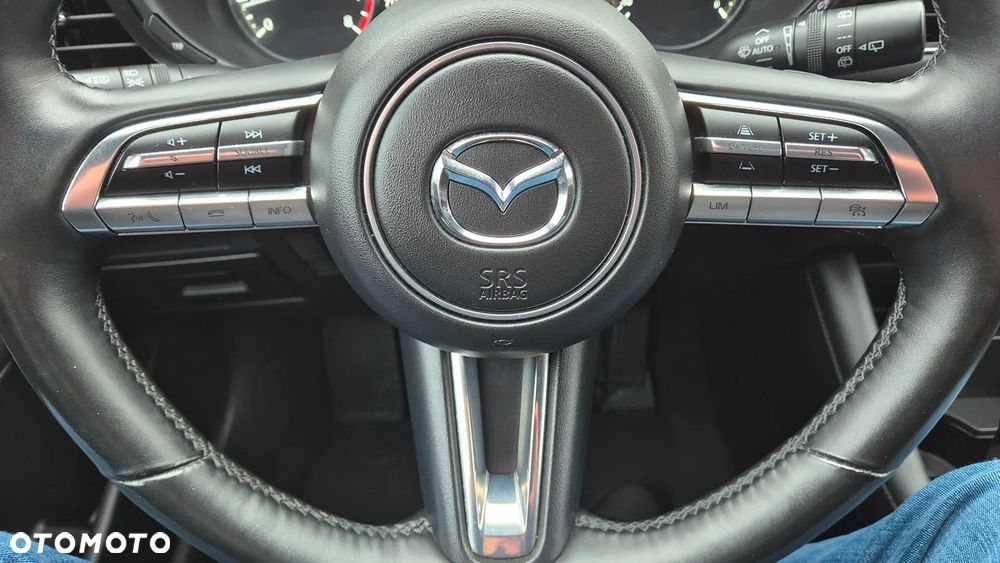 Mazda 3 e-SKYACTIV-G 150 M HYBRID DRIVE HOMURA - 11