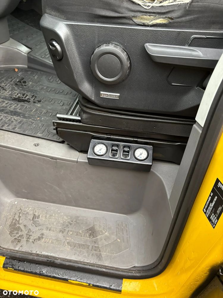 Volkswagen Crafter - 22