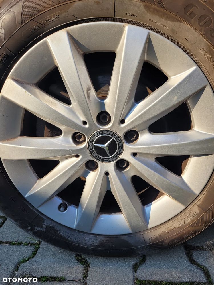 Mercedes-Benz Klasa A 160 d Urban - 12