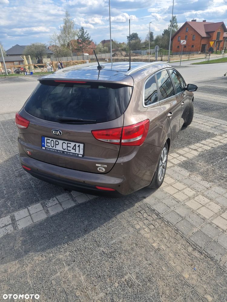 Kia Ceed 1.6 GDI L Business Line - 4