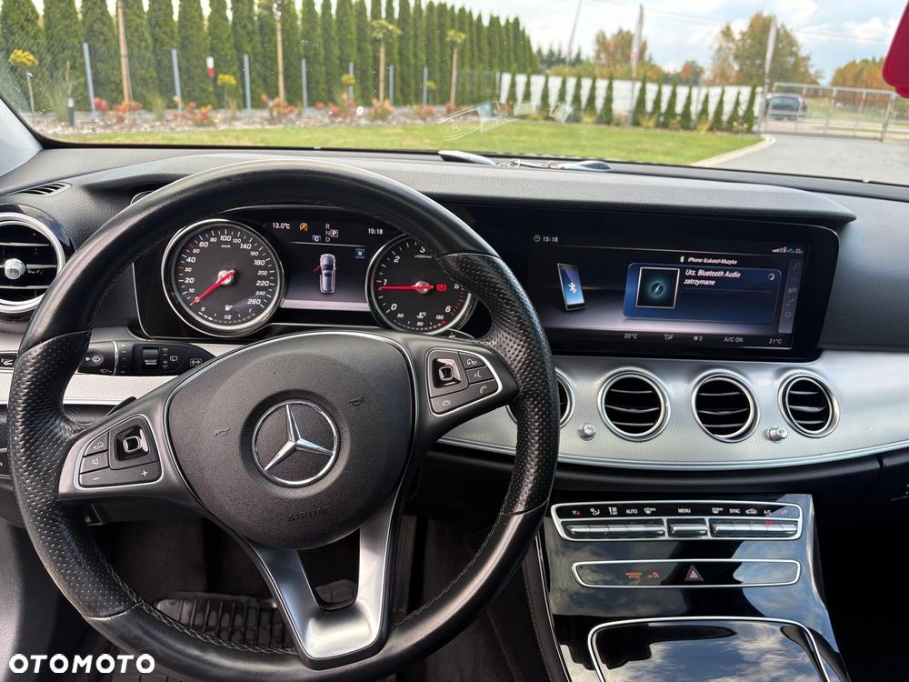 Mercedes-Benz Klasa E 200 d T 9G-TRONIC Avantgarde - 13