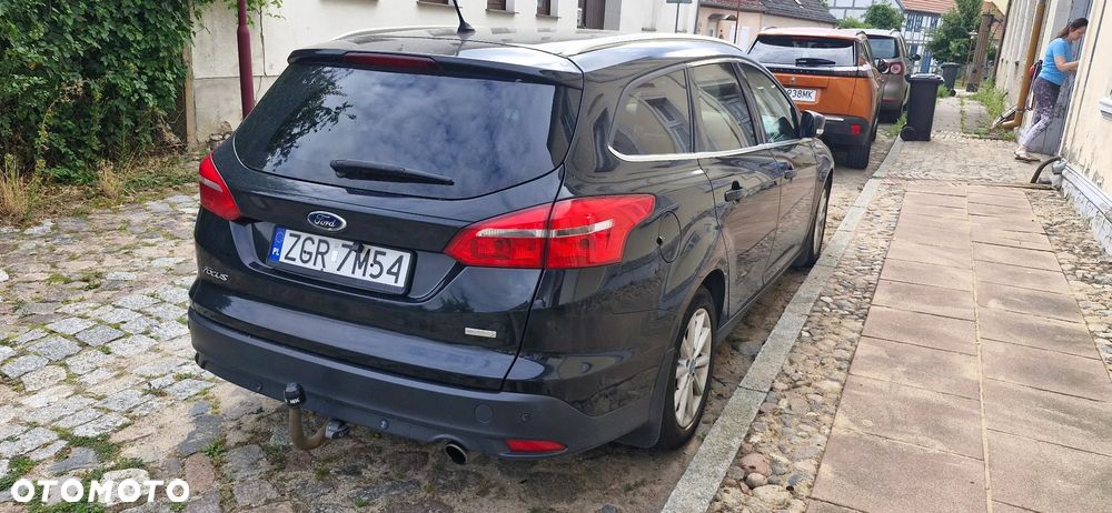 Ford Focus 1.5 EcoBoost Titanium ASS - 5